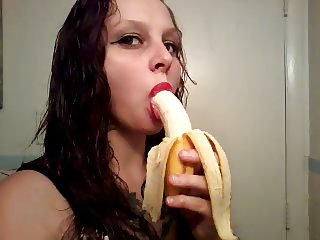 Babe Sucking on a Banana