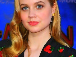 Thick cum for my princess Angourie Rice