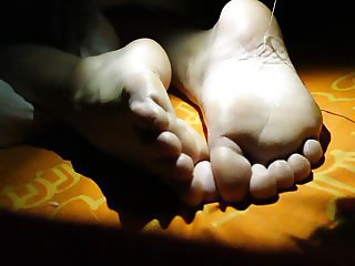 Jizz over beautiful sexy feet soles