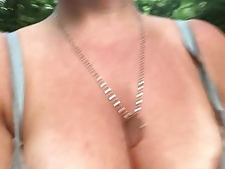 Great tits flashing my tits while walking in the woods